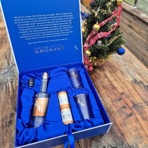 The drunken horse gin deluxe geschenkbox